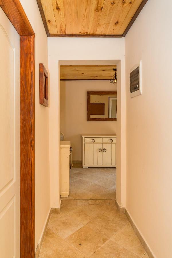 Guest House Luna Virpazar Luaran gambar