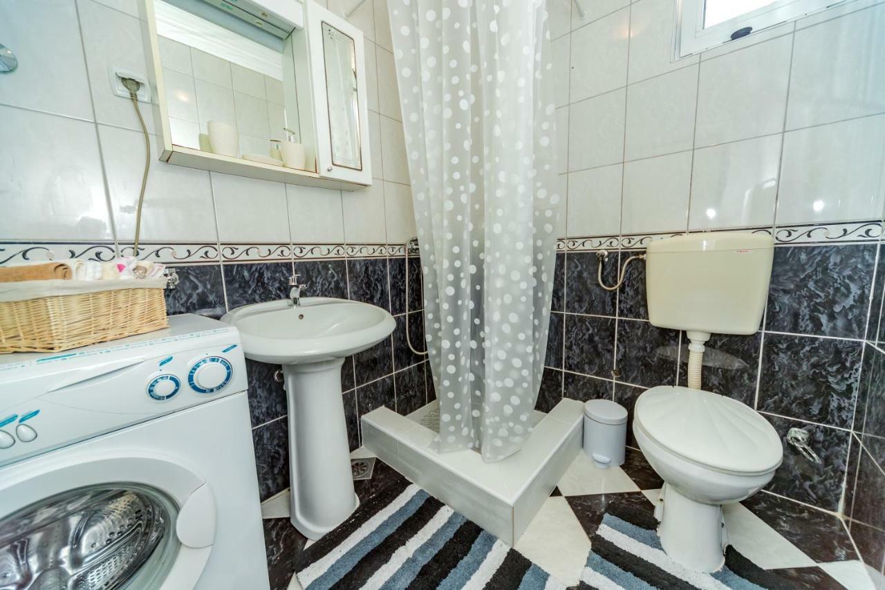 Guest House Luna Virpazar Luaran gambar