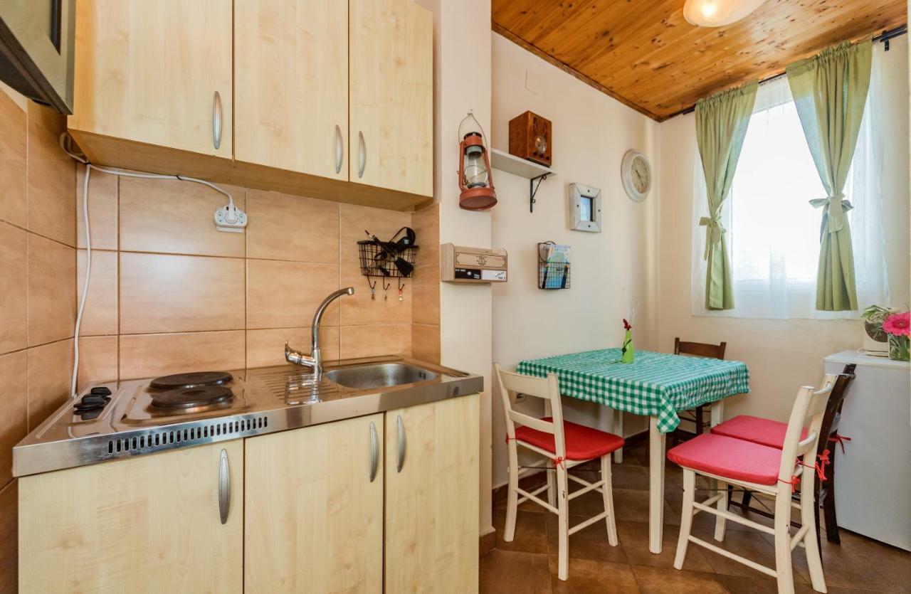 Guest House Luna Virpazar Luaran gambar